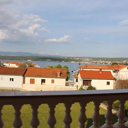 Mladenka Apartment *