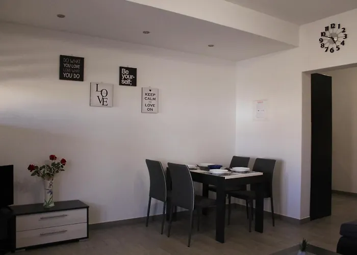 Apartament Mladenka Malinska