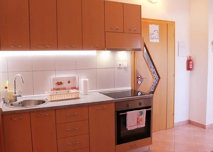 Mladenka Apartament *